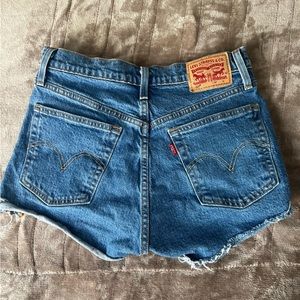 Vintage Levis 501 jean shorts